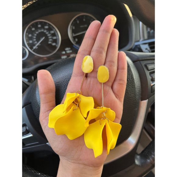 Yellow earrings flower petal acrylic yellow earrings , yellow rose petal earring - Picture 7 of 7